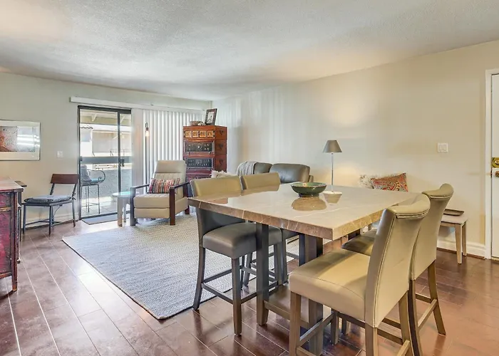 3 Mi To Camelback Mtn! Snowbird Escape W/ Pool
