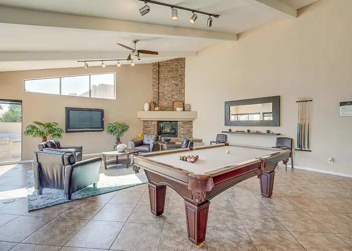 Holiday home 3 Mi To Camelback Mtn! Snowbird Escape W/ Pool Phoenix