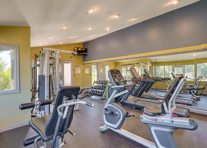 3 Mi To Camelback Mtn! Snowbird Escape W/ Pool *